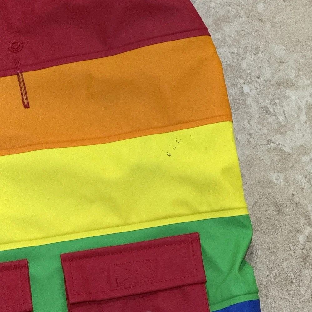 Canada Pooch Size 16 Dog Rainbow Rain Slicker W/ Hat, Pockets Torrential Tracker